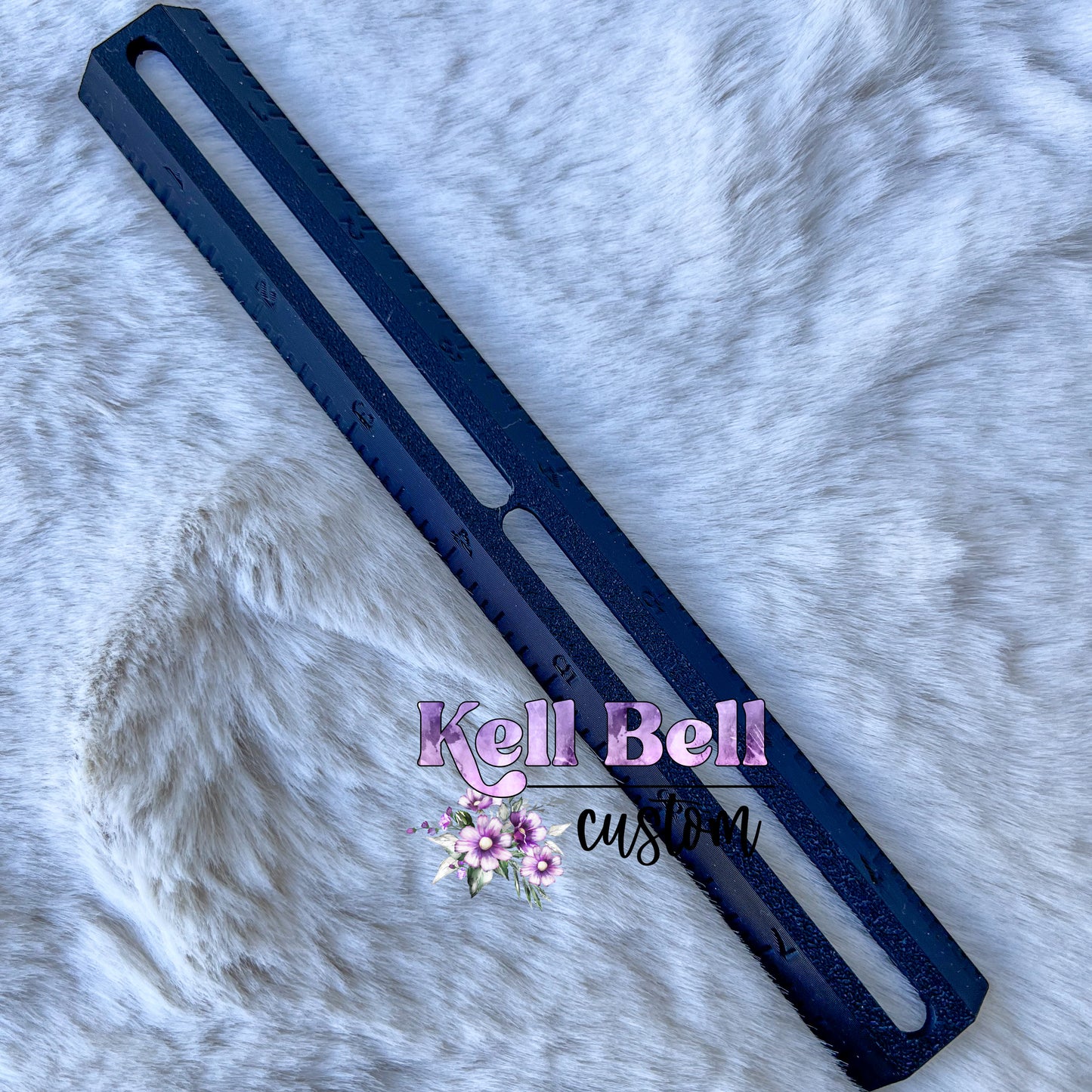 The Vert-Align Ruler- Get Straight Lines on a Curved Surface