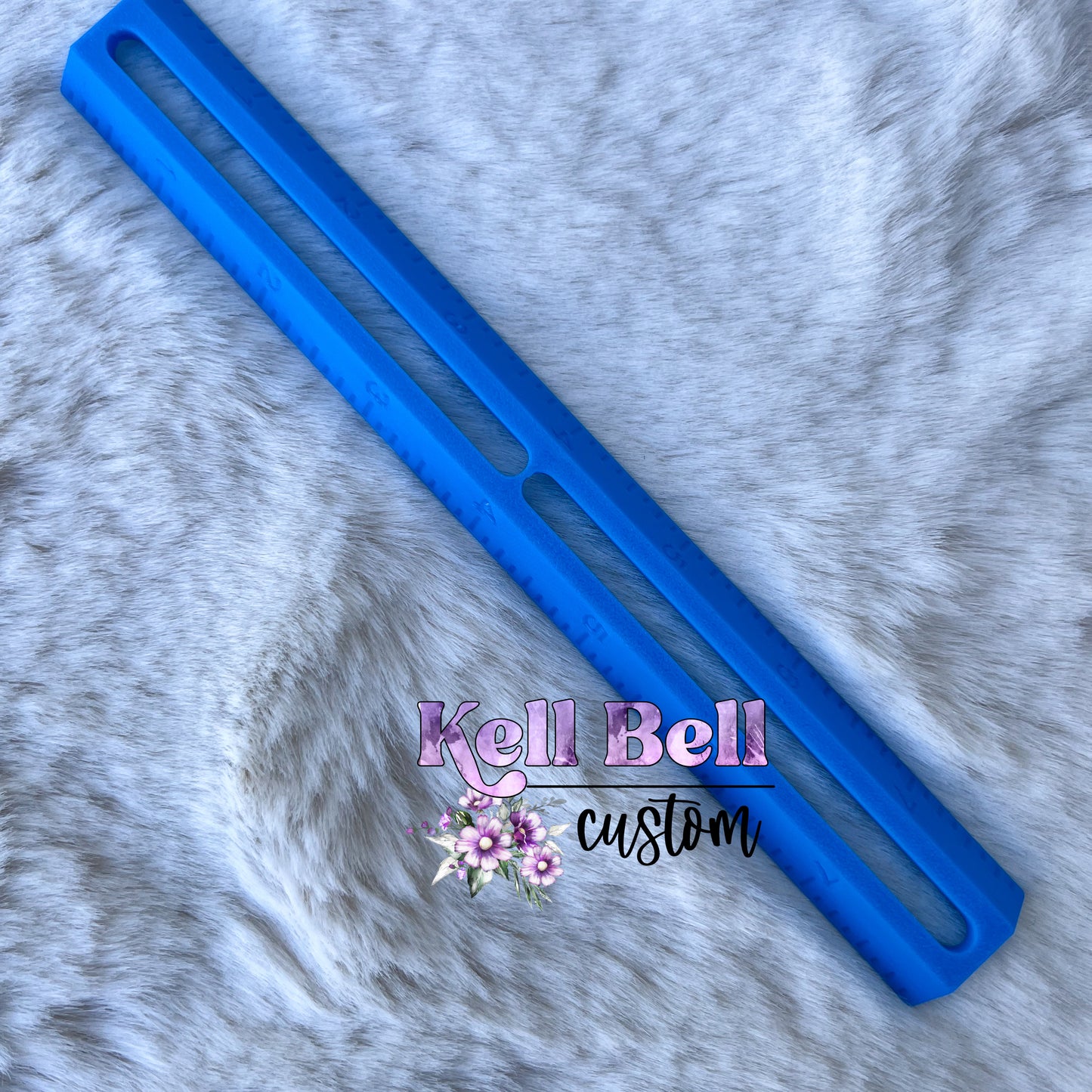 The Vert-Align Ruler- Get Straight Lines on a Curved Surface